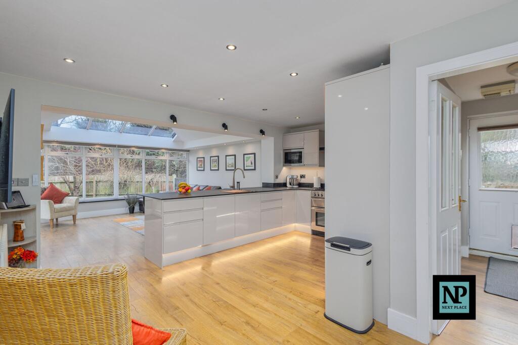 Kitchen/  Family Room