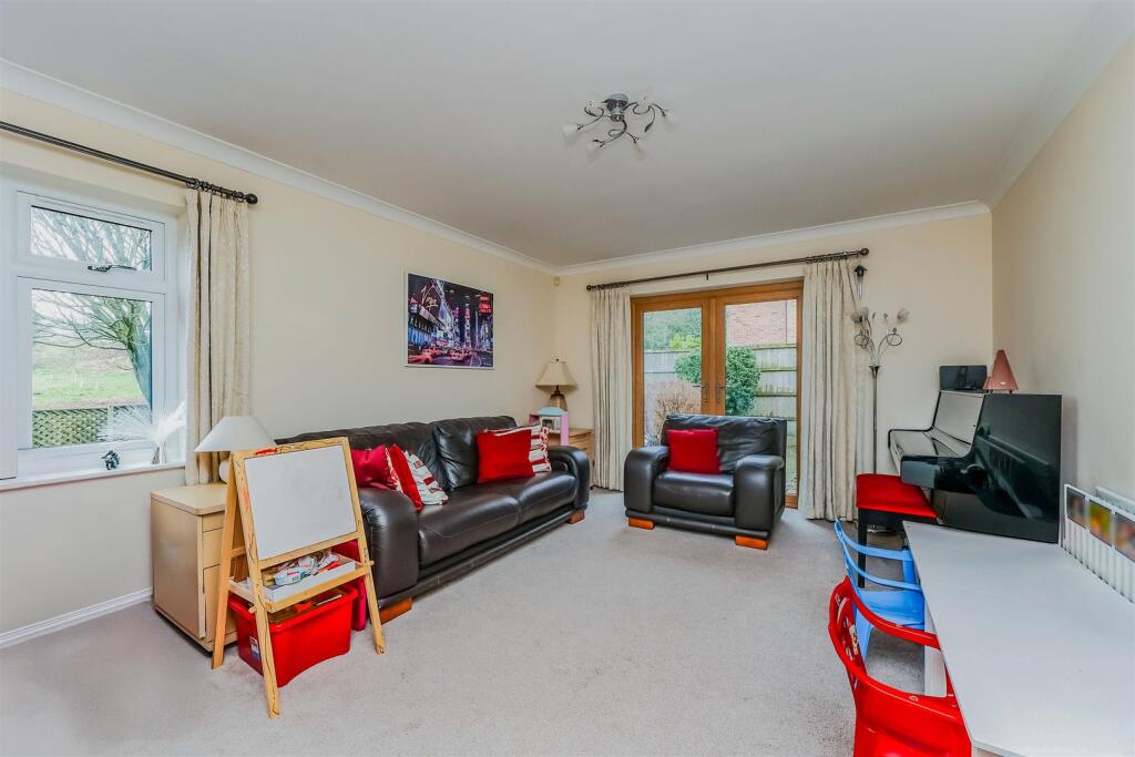 Sitting Room/Play Room