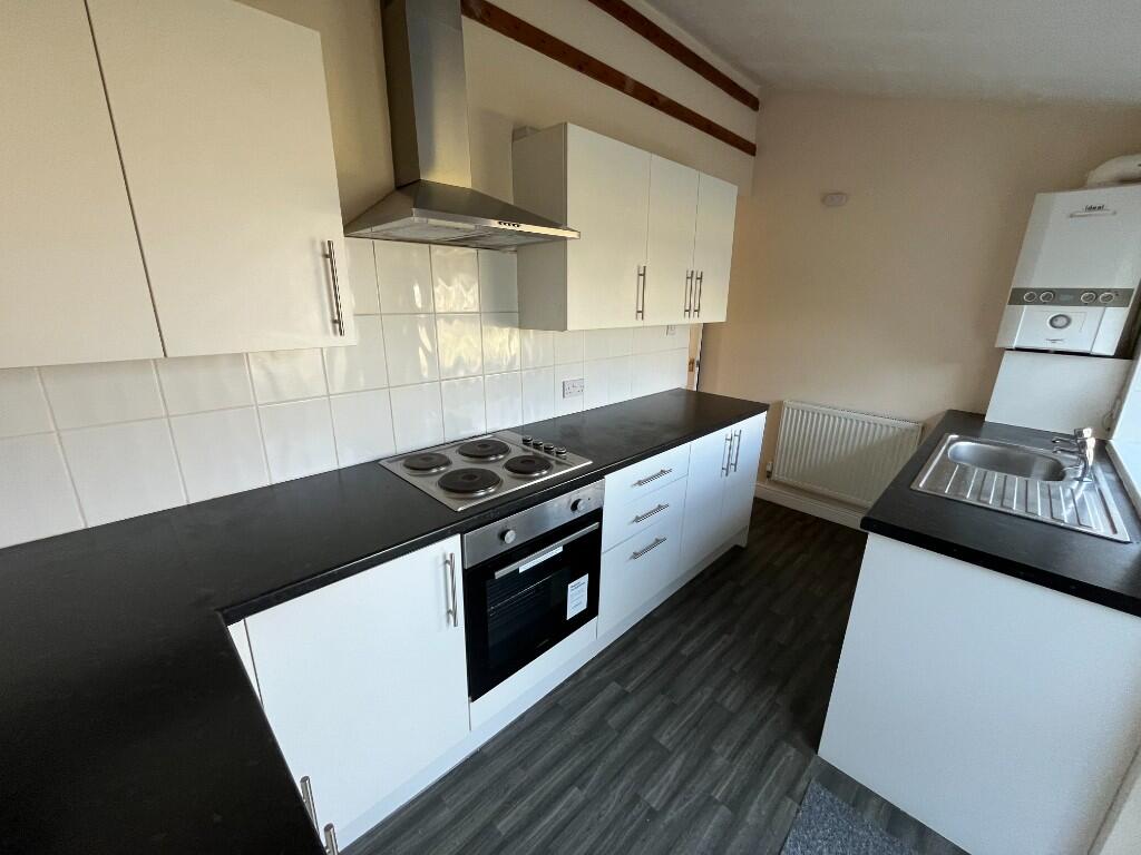 Kitchen (2)