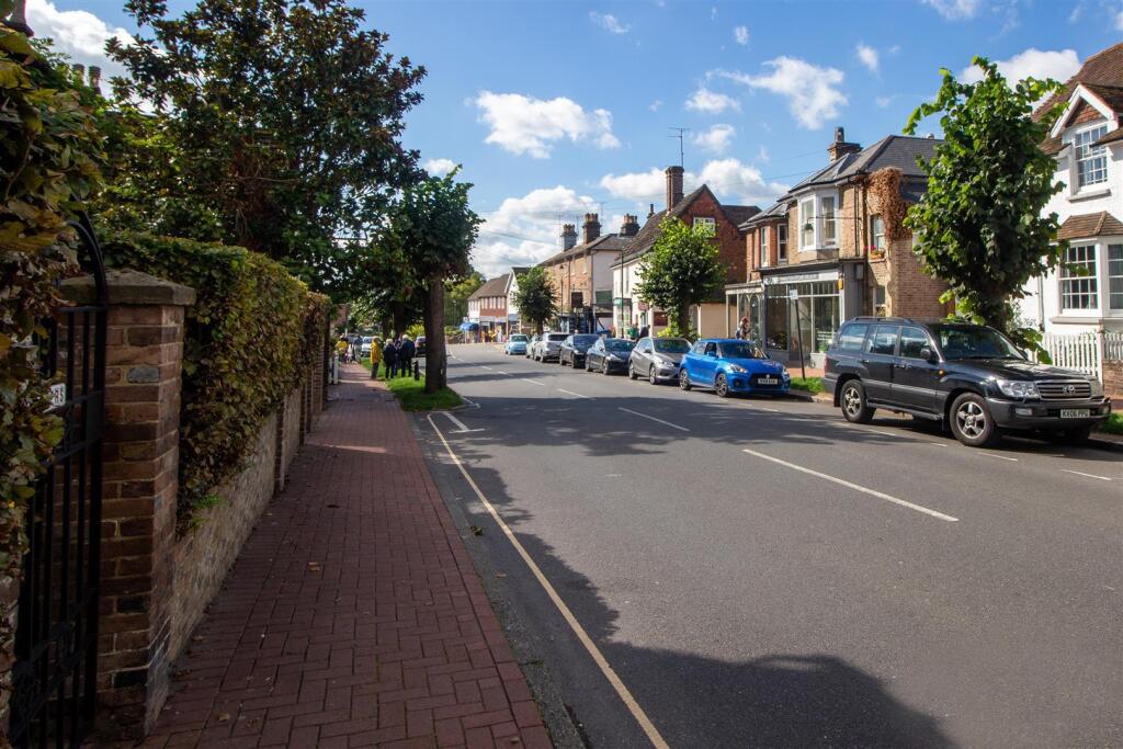 High Street.jpg