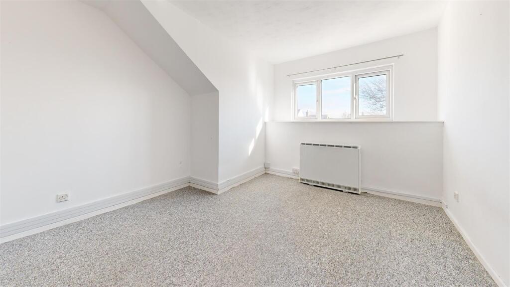 -Flat-6-Weston-House--Bedroom 1.jpg