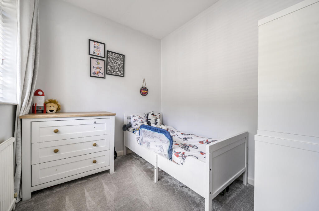 1362412-4-68e56a8...