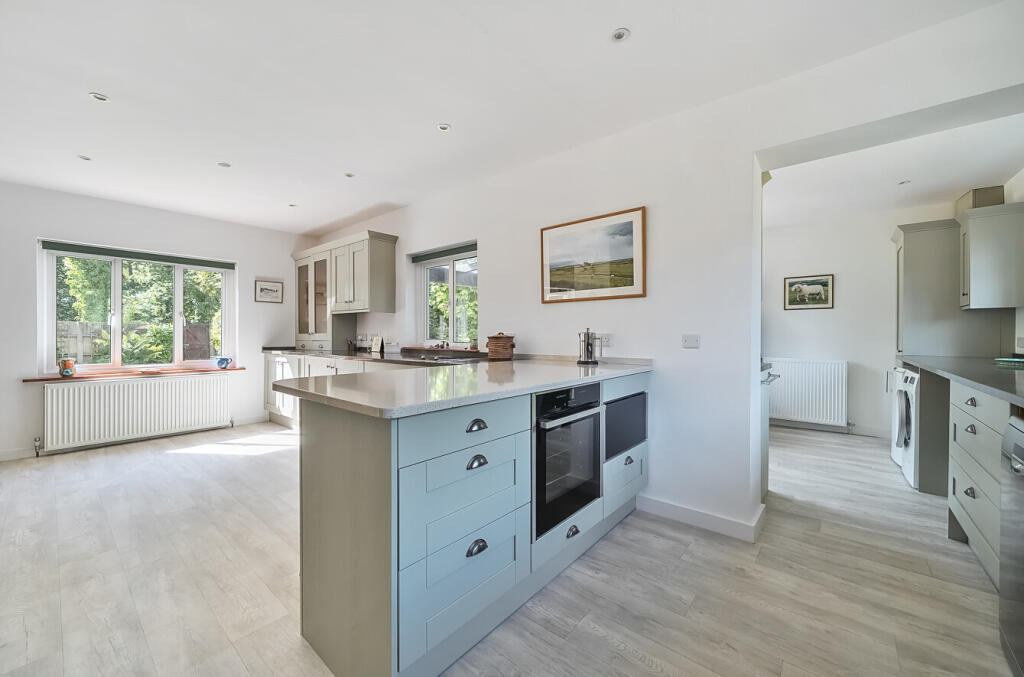 1312051-14-68528b...