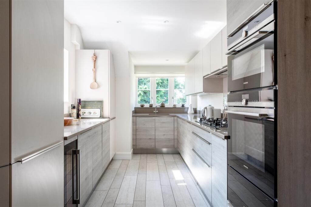 3 Oakfield House-1.jpg