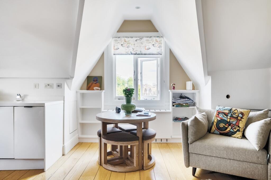 1340686-6-689f5c5...