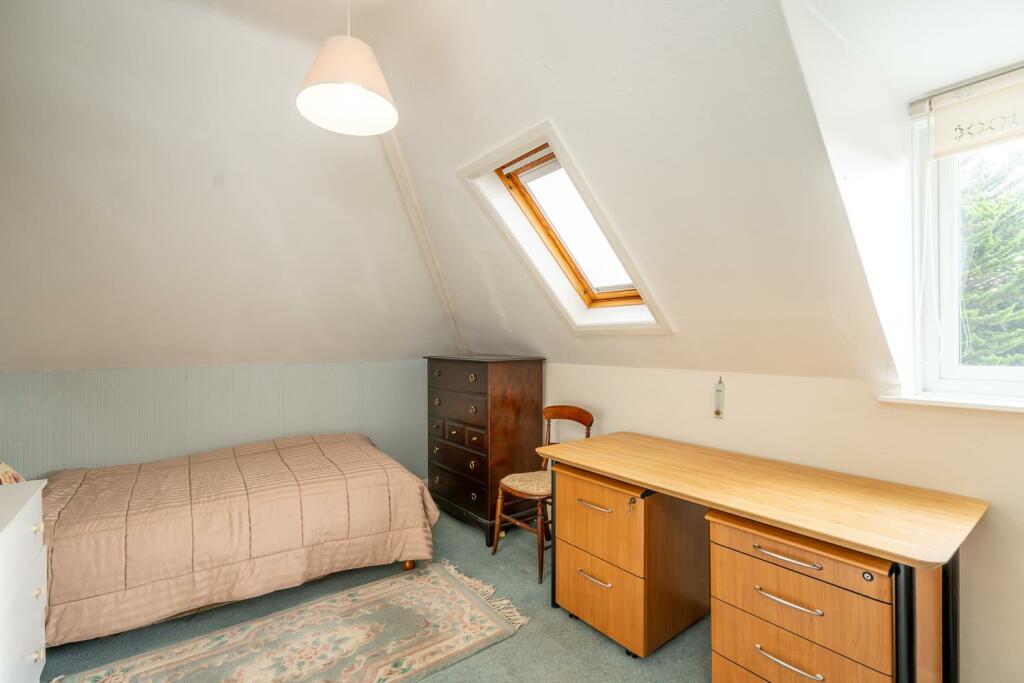 Bedroom 3.jpg