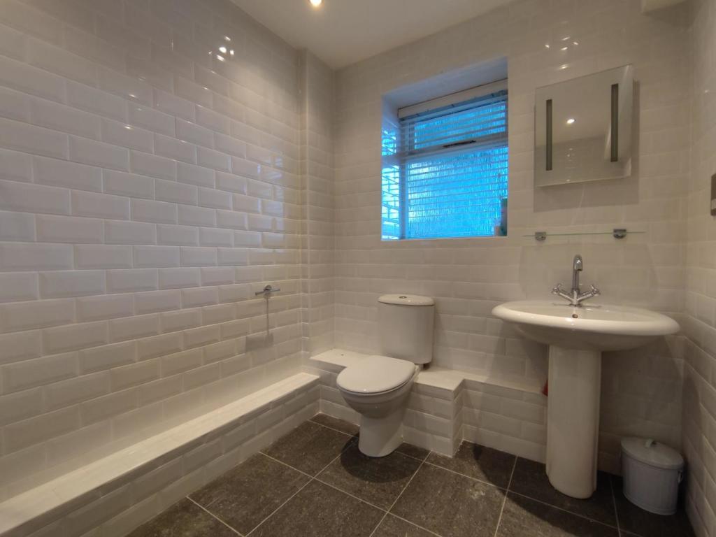 En-Sutie Bathroom
