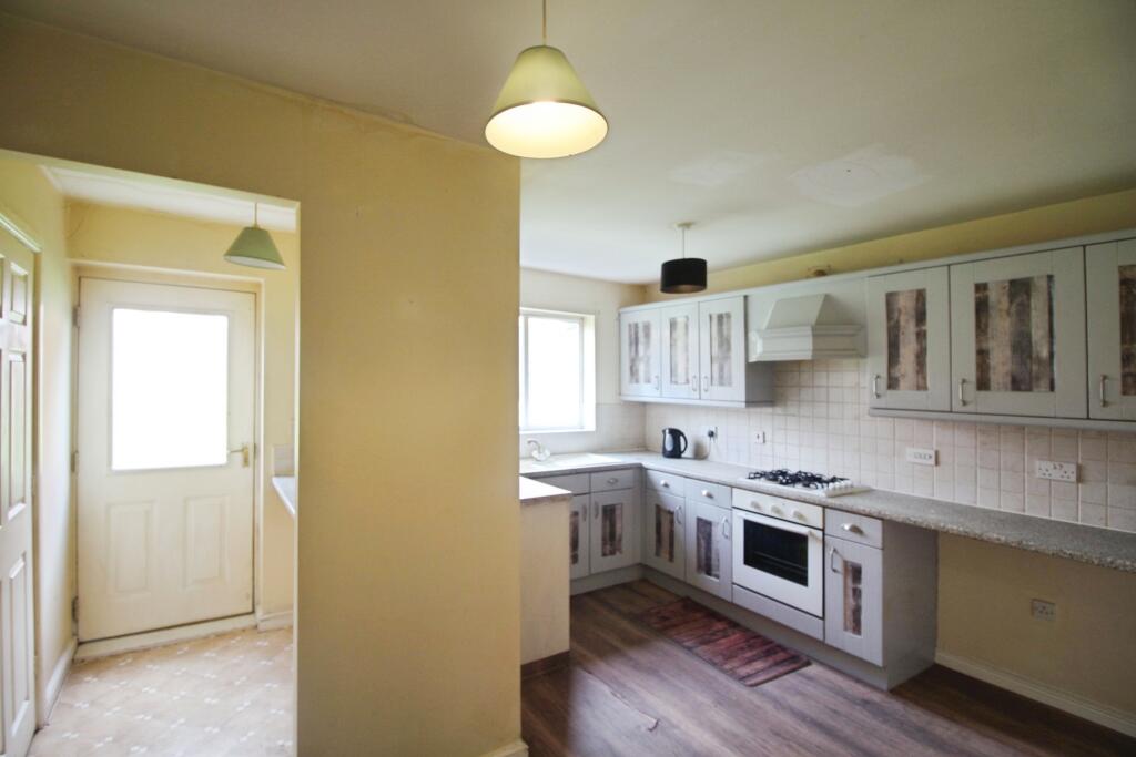Kitchen/Dining Area