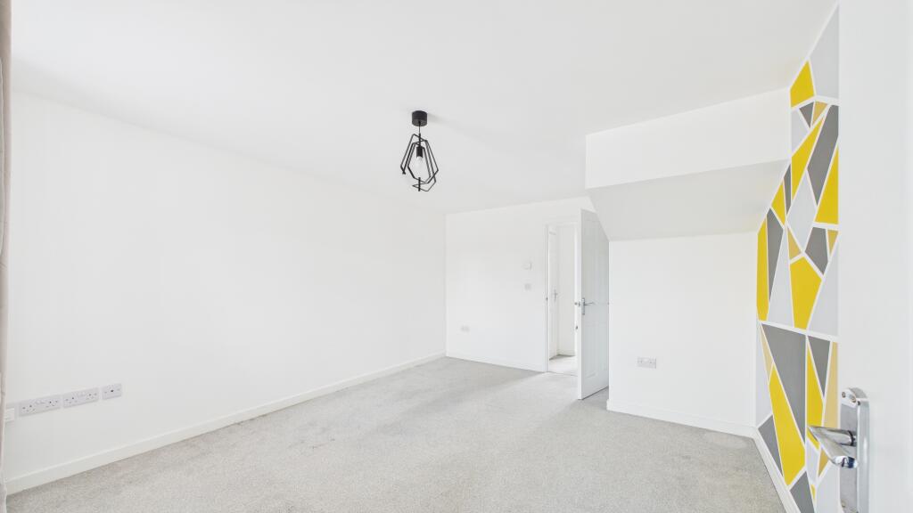 Crampbark Road - Living Room (2)