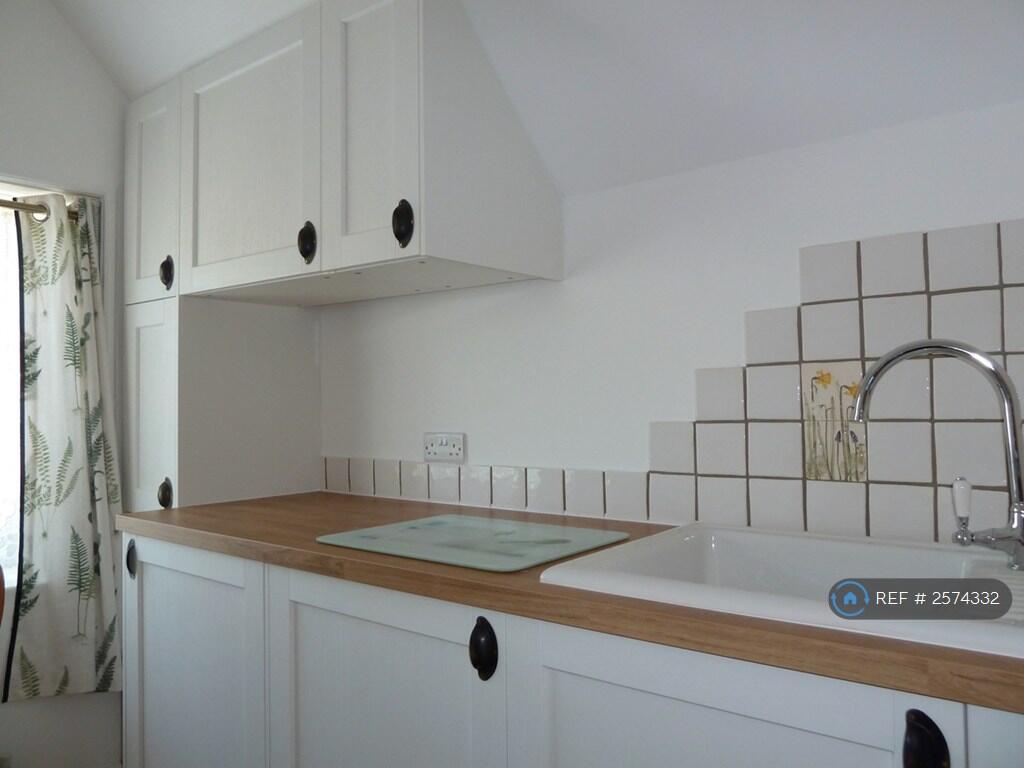 Integrated Fridge, Freezer &amp; Washing Machine