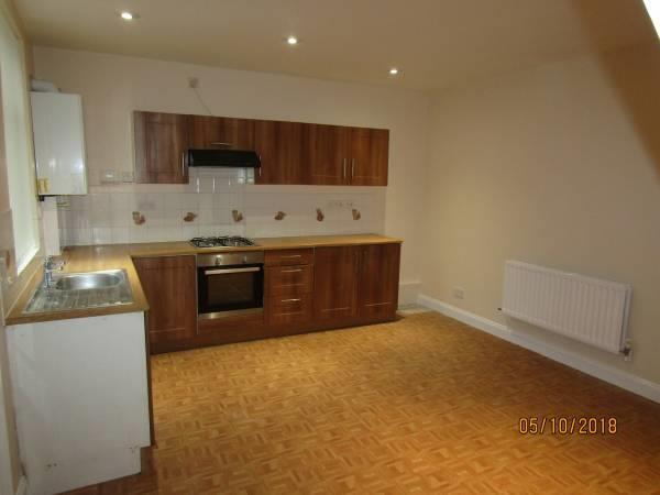 23a Colwyn KitchenBreak b 05.10.18.jpg