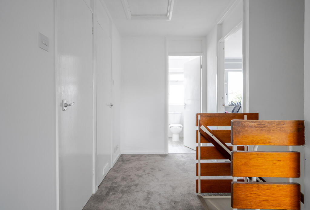 1317527-19-687a37...