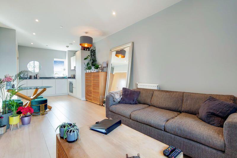 Kitchen/Reception