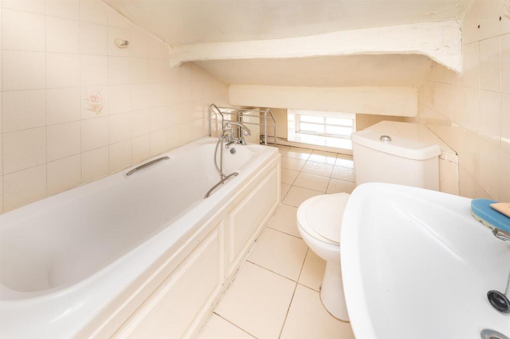 Second House Bathroom