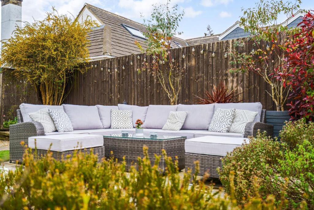 90260_30-Hawksworth-Lane  (39)_low.jpg