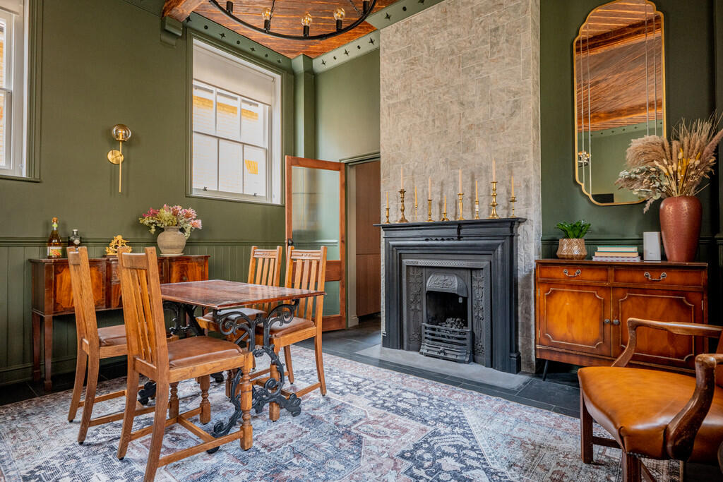 Dining Room 1 of ...