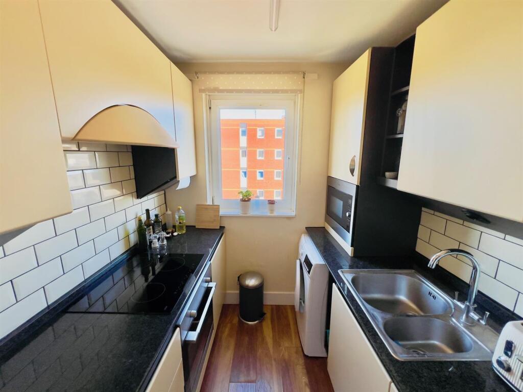 Kitchen.jpg