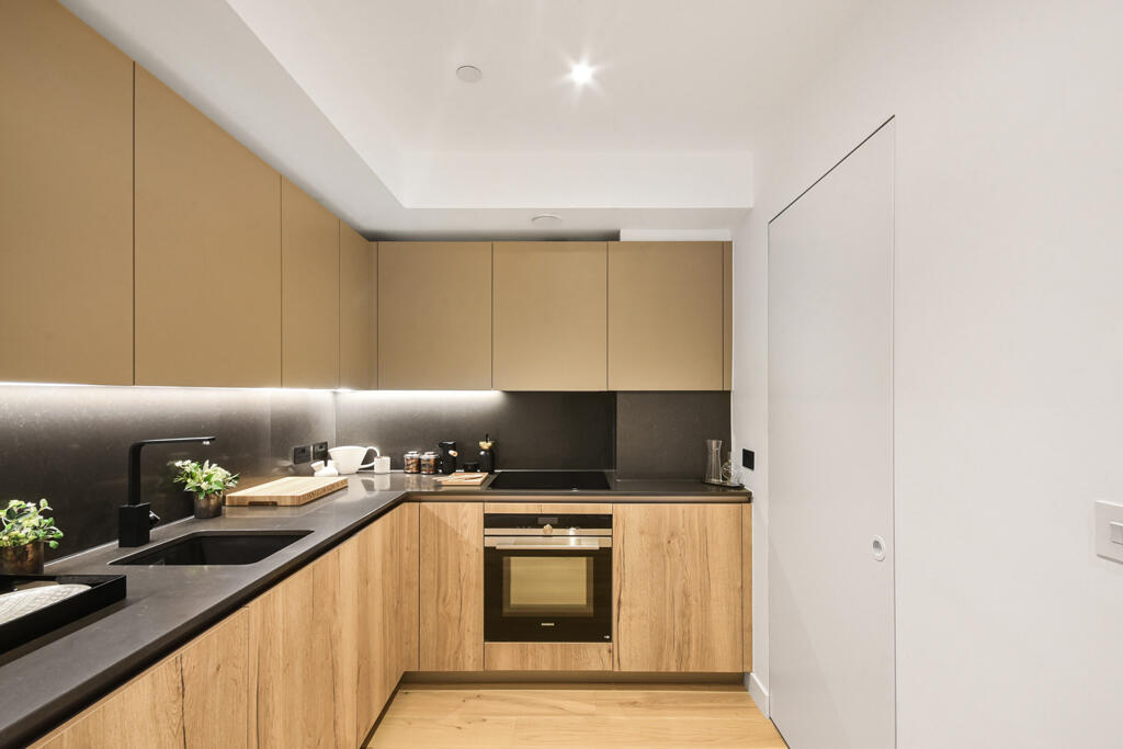 N1.10- Studio pics (1).jpg