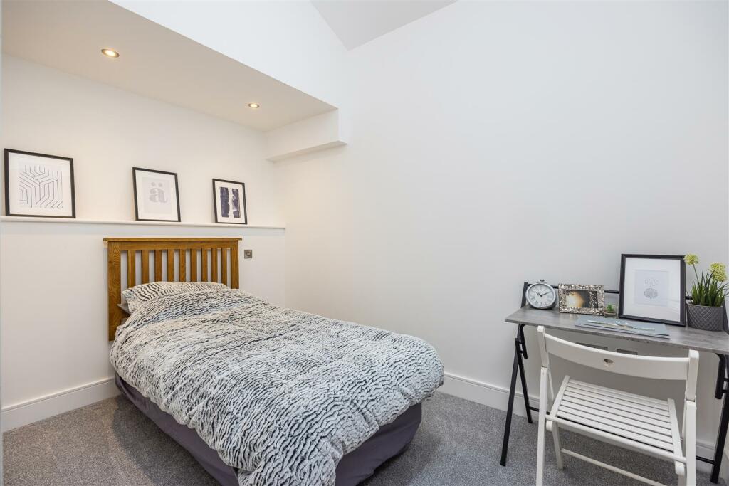 Apple Orchard Staverton-18.jpg