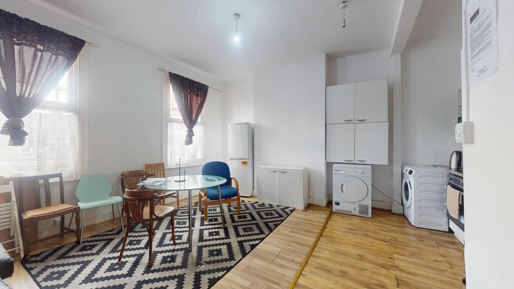 8 Brampton Park Road, Hornsey, London, N22 6BG