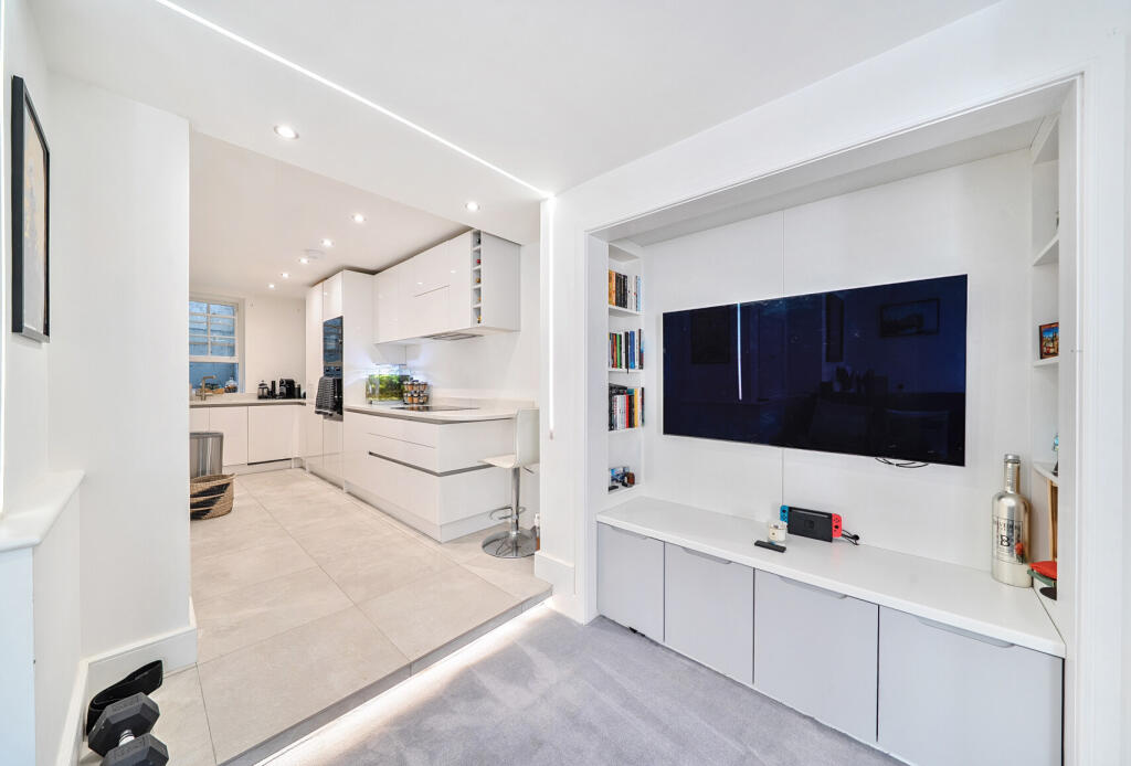 1311740-2-685281b...