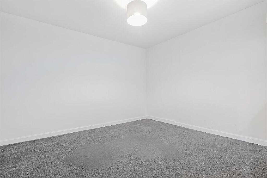 room 6.jpg