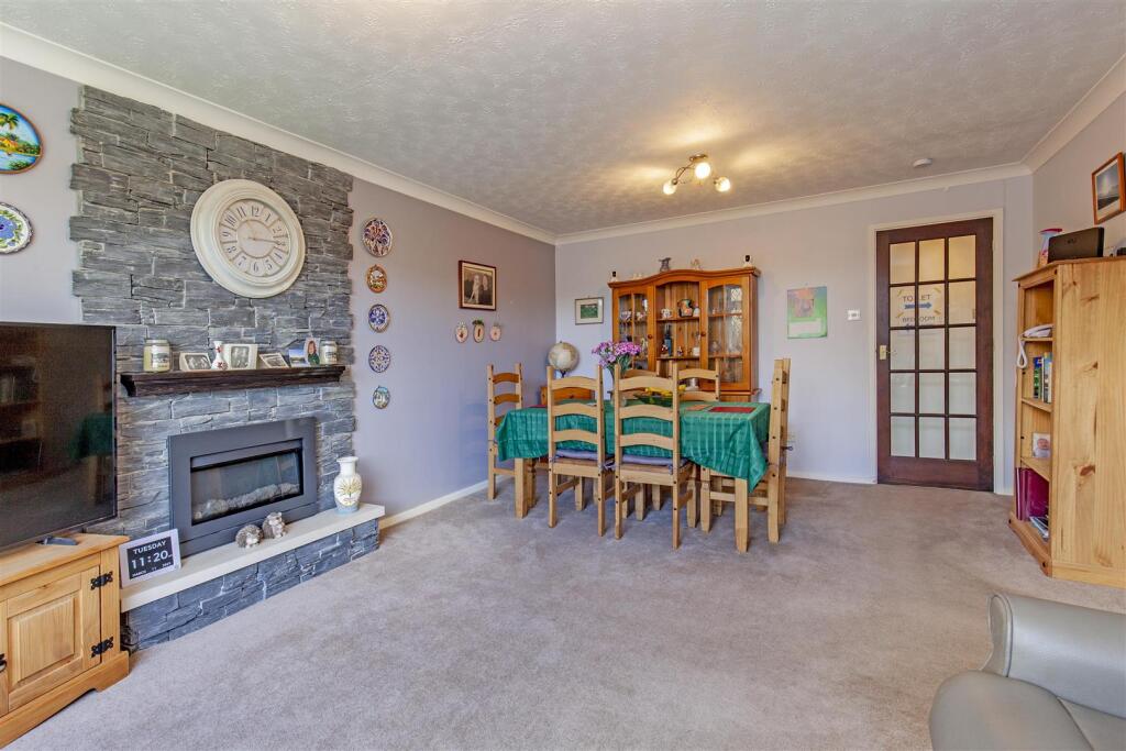 Reception Room-8.jpg