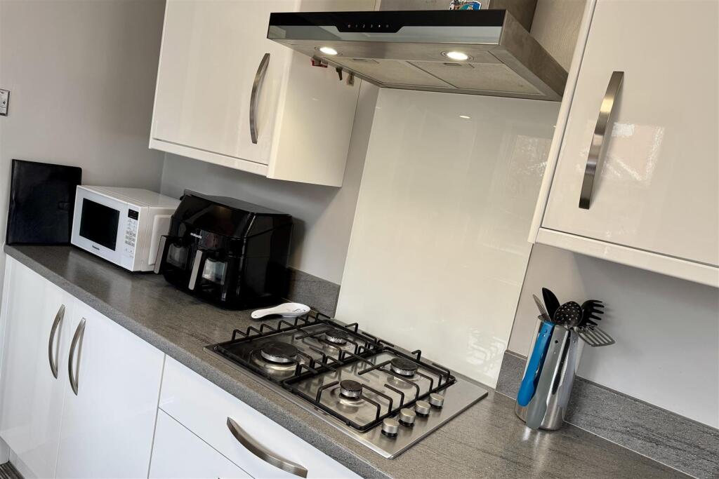 Kitchen Breakfast Room