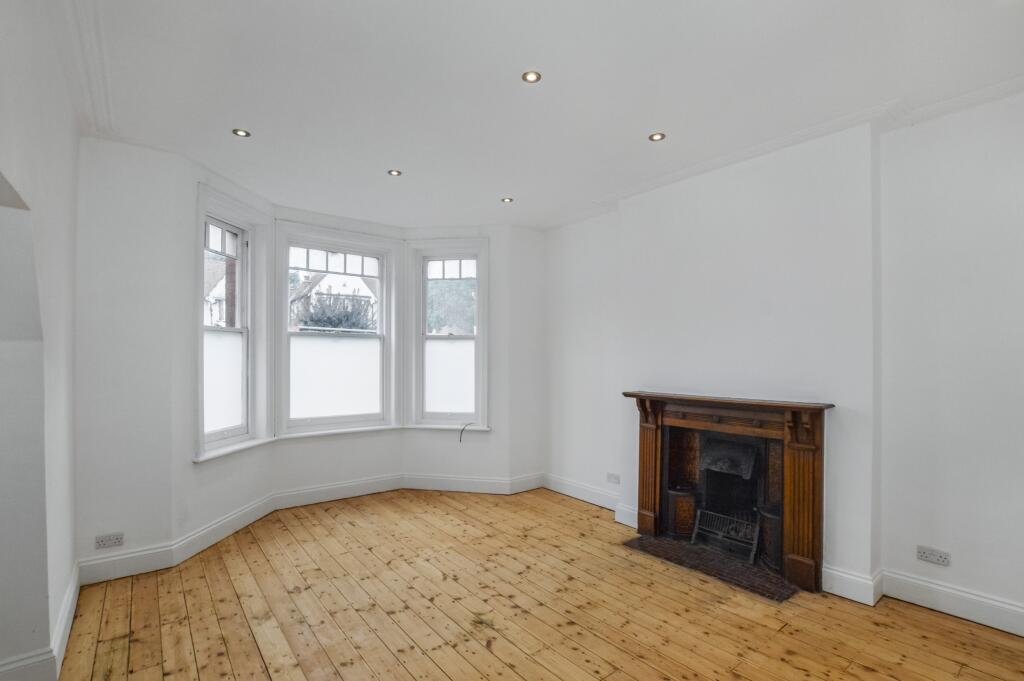 7 Burgess Park Mansions, Fortune Green Road, West Hampstead, London, NW6 1DP