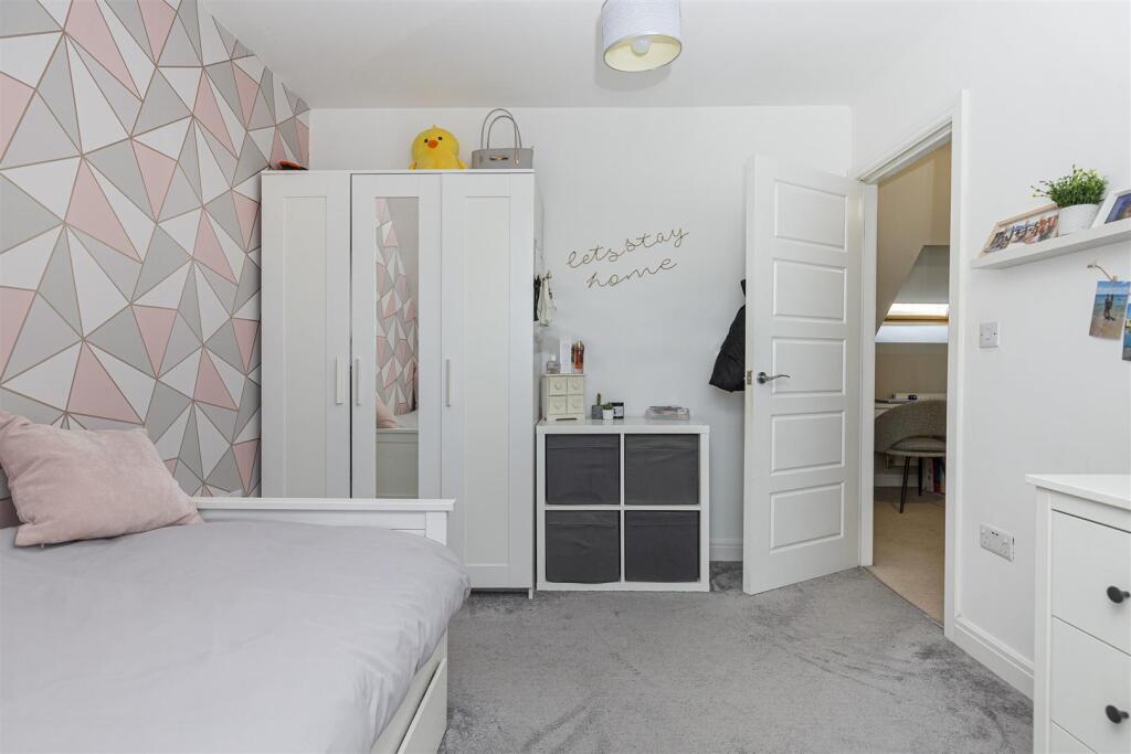 Bramleys Estate Agents - Wadsworth Fold - Lindley 