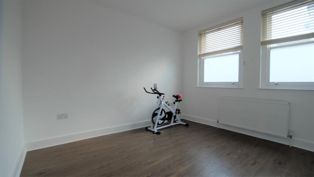 Bedroom 2 Ground.JPG