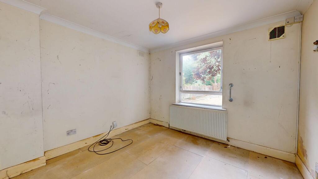 Flat A, 71 George Lane, Lewisham, London, SE13 6HN