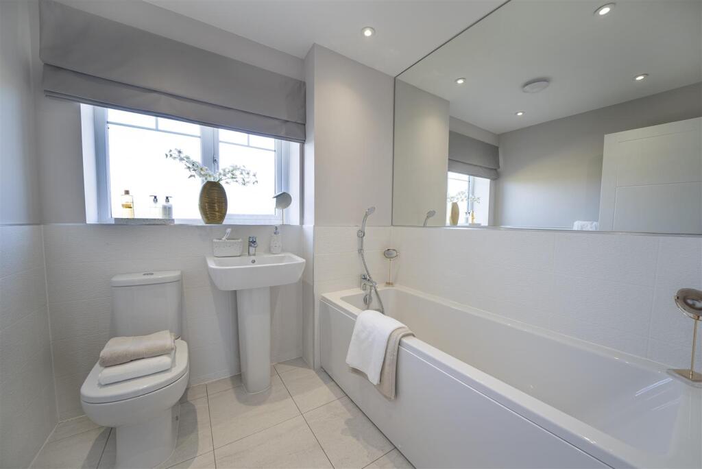 The Mayfield - Kirkleatham Green - Typical Photogr