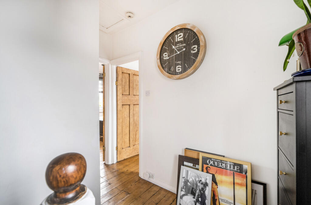 1318027-10-687ff2...