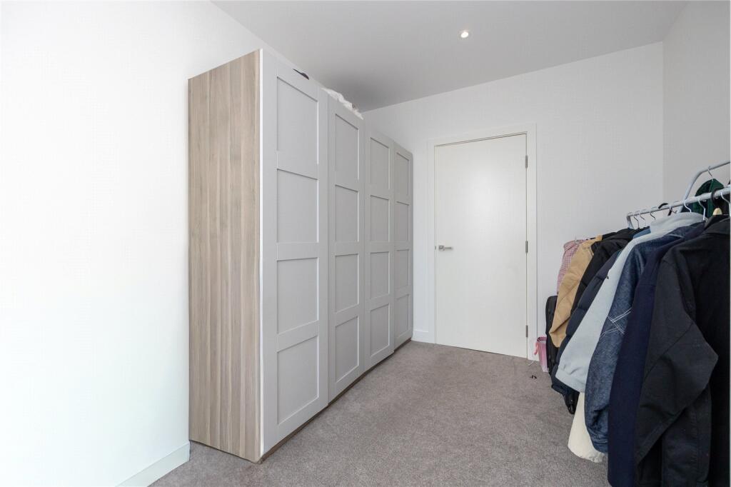 Walk In Wardrobe