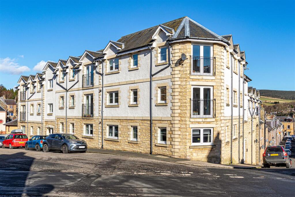10 Thistle Court Galashiels 03.JPG