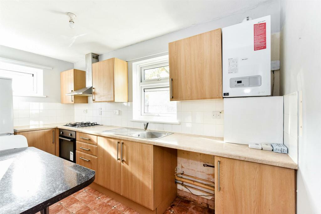 83 Alexandra Road-3_resized.jpg