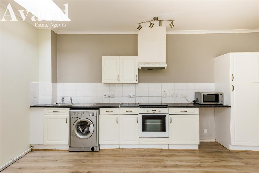 Old College House, 10A-15.JPG