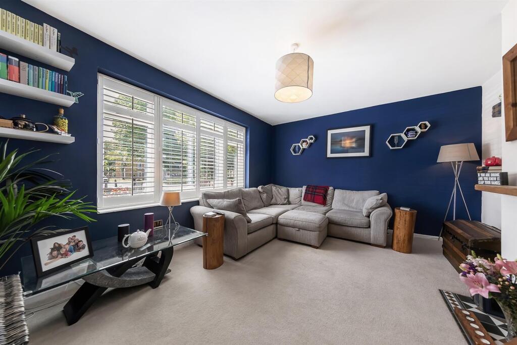 Strathdon Drive, London, SW17