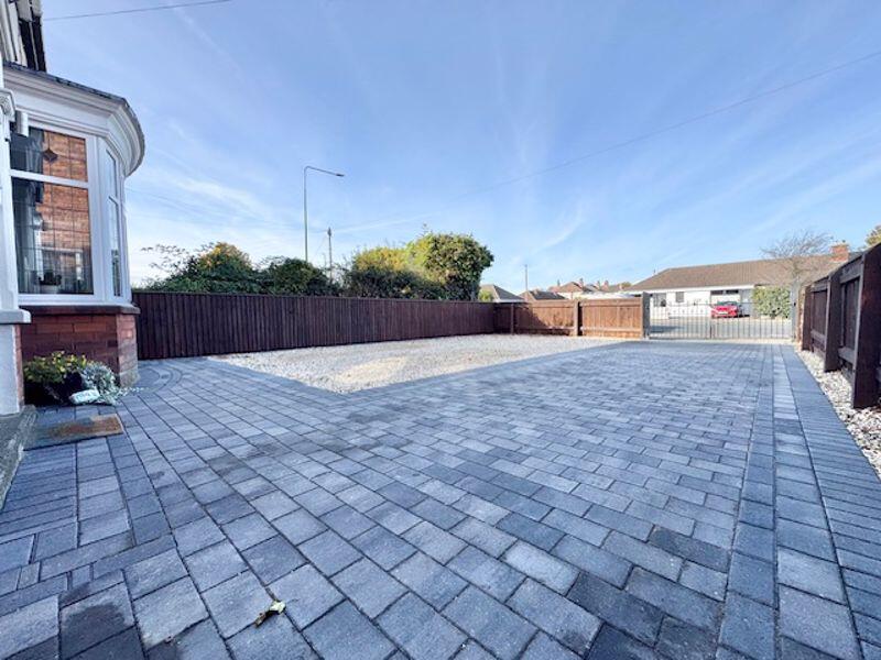Front driveway and parking