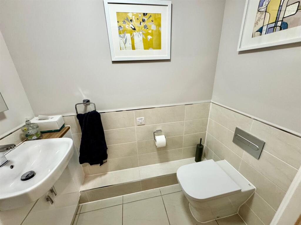 Cloakroom.jpg