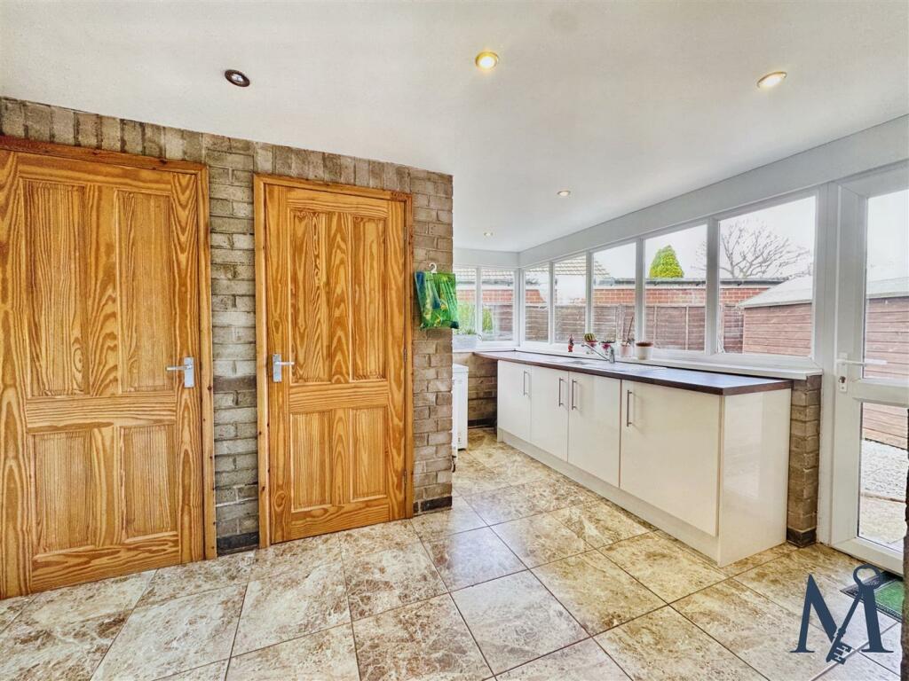 Kitchen Diner