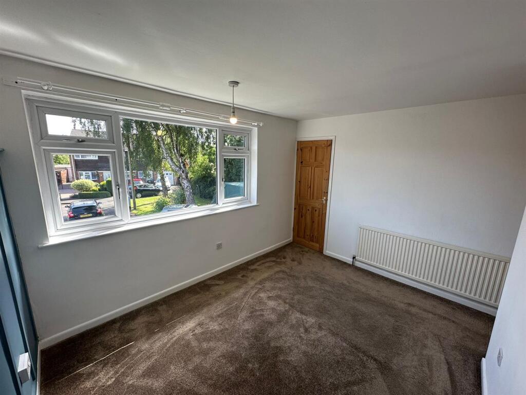 BEDROOM 1A (FRONT)