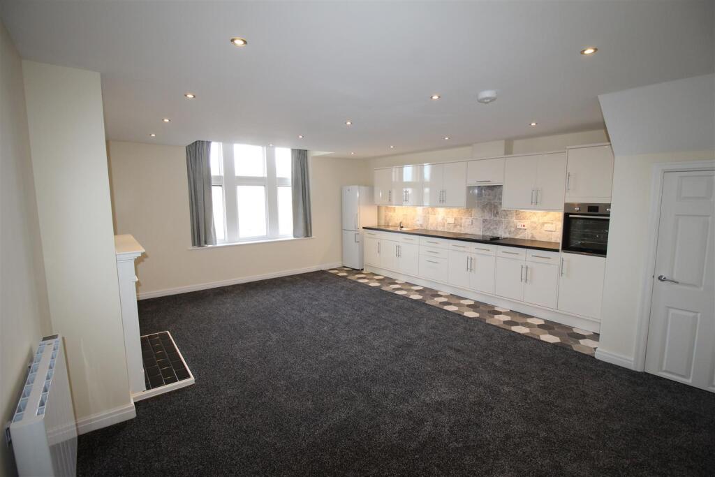 Back St Annes Road West, 42 Flat 4 Lounge-Kitchen 