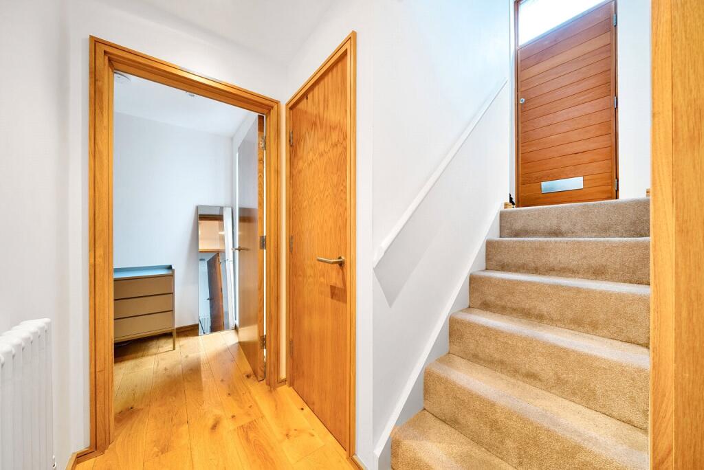 Entrance/Hallway