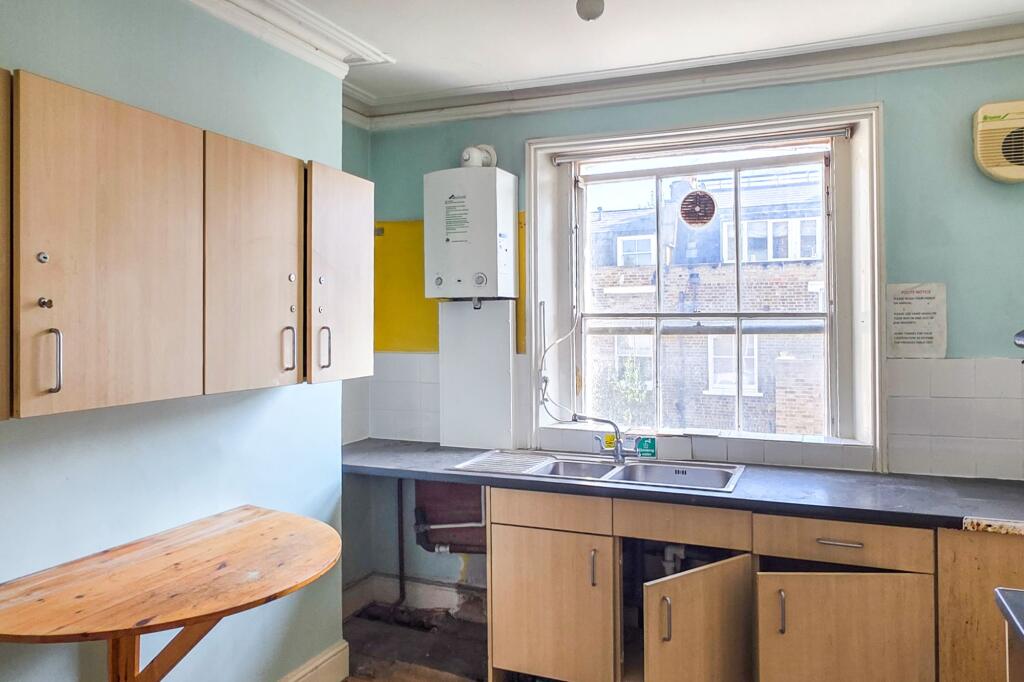 24 Moorhouse Road, Notting Hill, London W2 5DJ