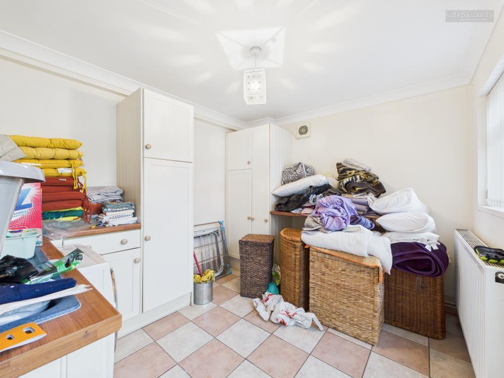 Utility Room/Study