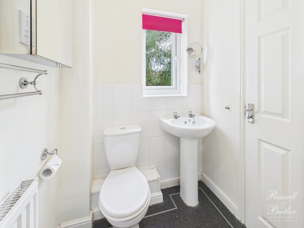 CAM02127G0-PR0299-STILL014