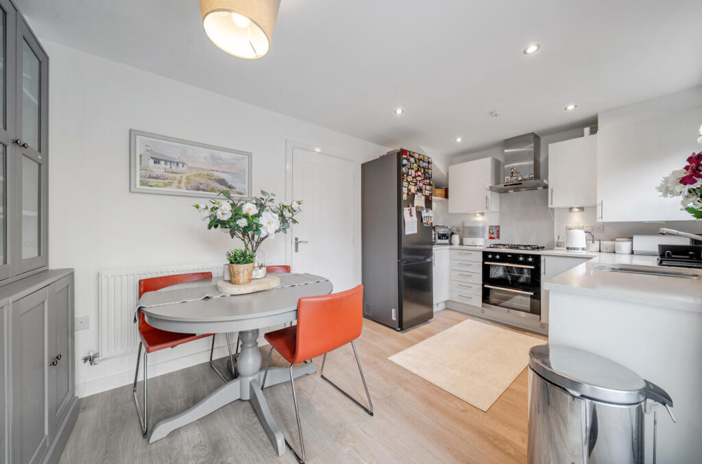 1333003-6-6890c50...