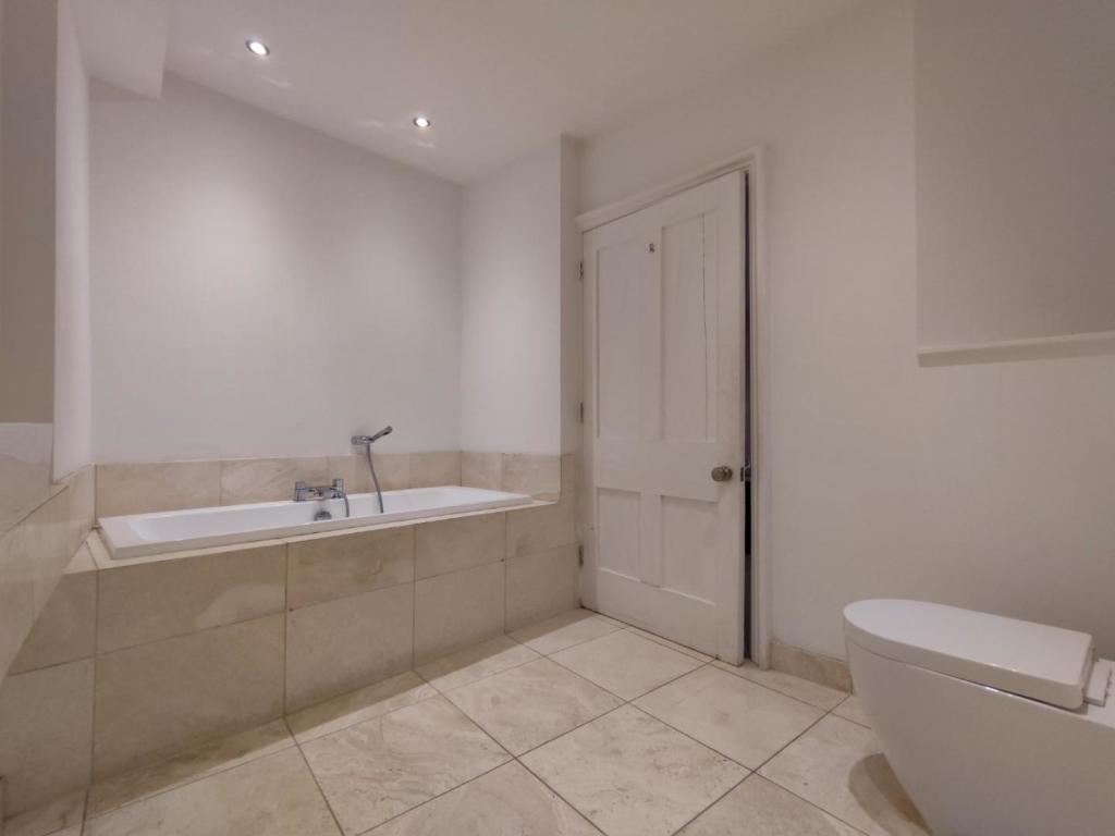 Bedroom 1 En-Suite
